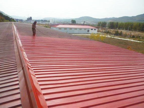 鄂州彩钢瓦喷漆翻新服务